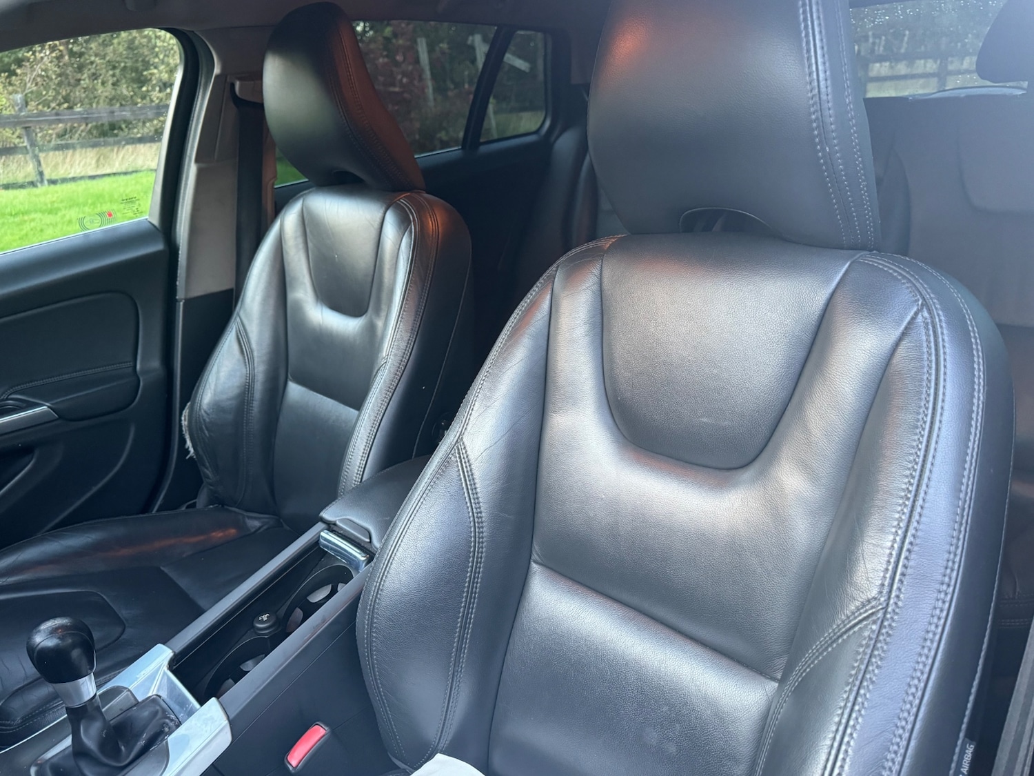 Used Volvo V60 2013 for sale - 76412139: Photo 10