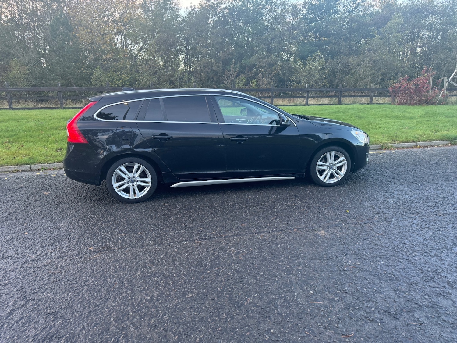 Used Volvo V60 2013 for sale - 76412139: Photo 16