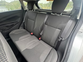 Used Ford Fiesta 2016 for sale - 79819782: Photo