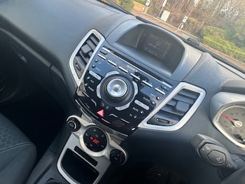 Used Ford Fiesta 2012 for sale - 76518520: Photo