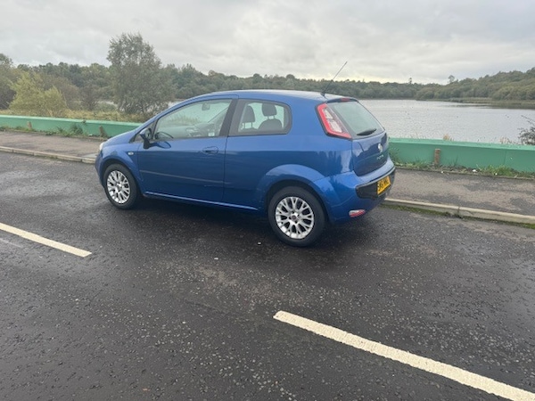 Used Fiat Punto Evo 2011 for sale - 76194779: Photo 2