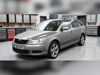 Used Skoda Octavia 2012 for sale - 76602744: Photo