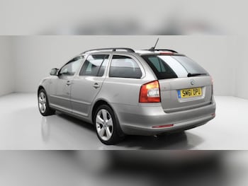 Used Skoda Octavia 2012 for sale - 76602744: Photo