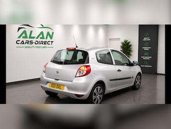 Used Renault Clio 2011 for sale - 78932717: Photo