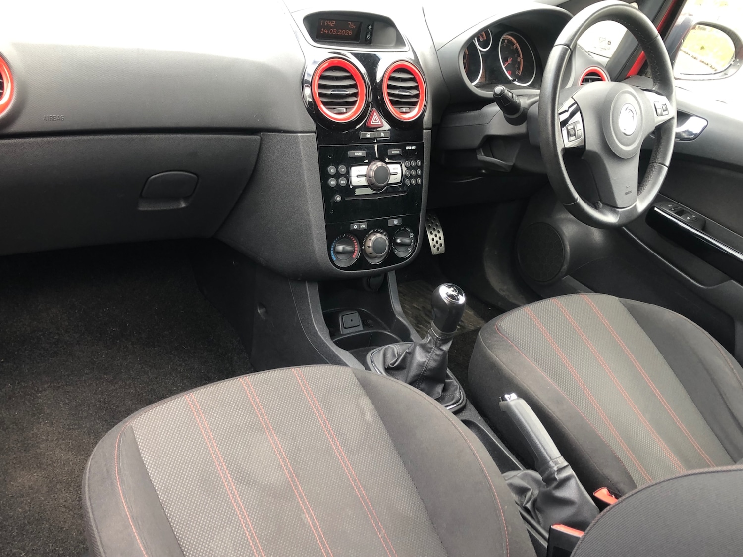 Used Vauxhall Corsa 2013 for sale - 77888701: Photo 4