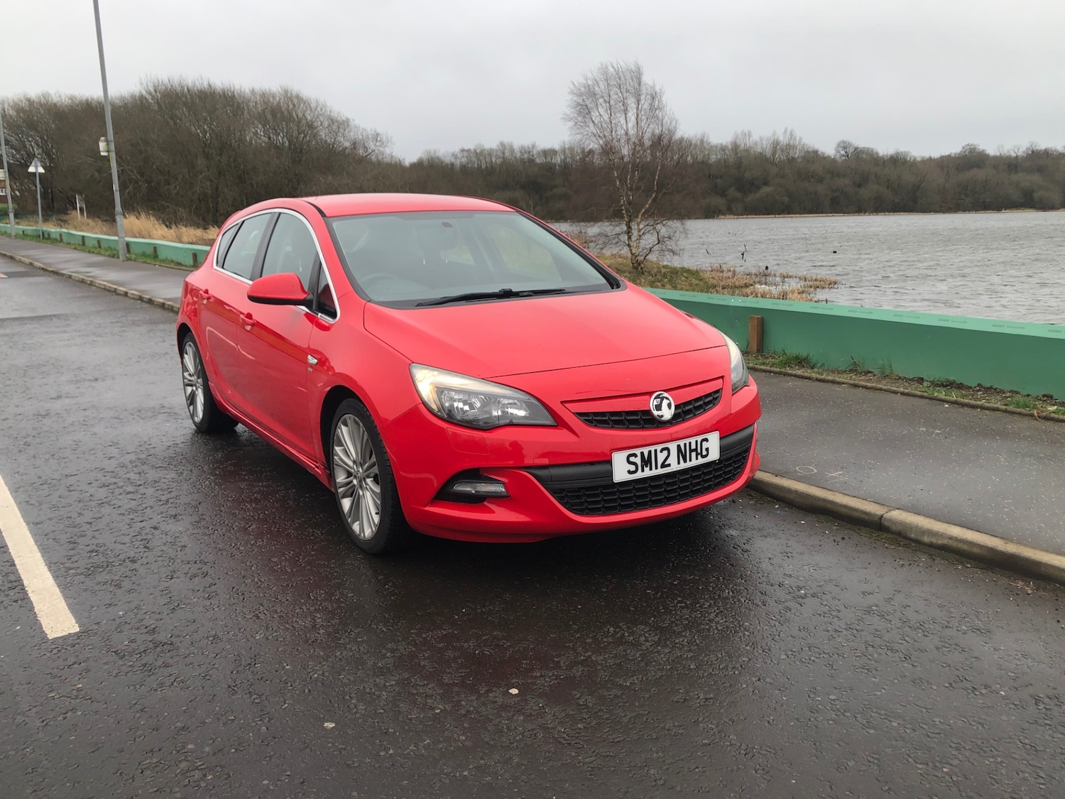Used Vauxhall Astra 2012 for sale - 77846782: Photo 2
