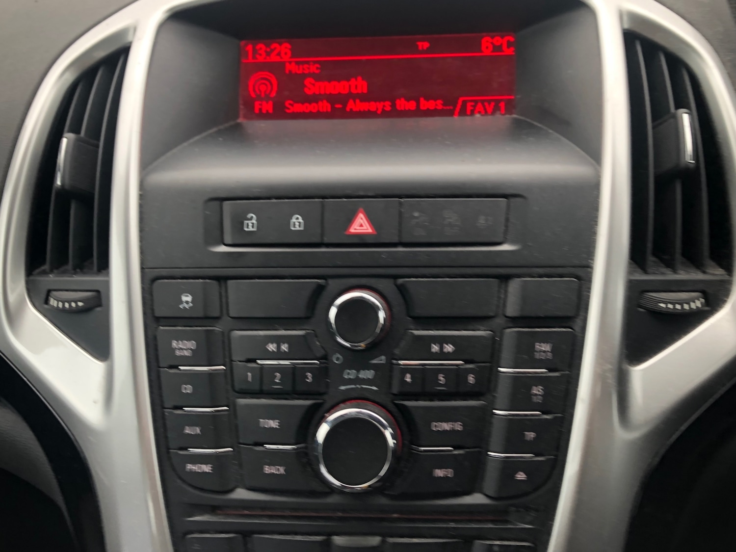 Used Vauxhall Astra 2012 for sale - 77846782: Photo 5