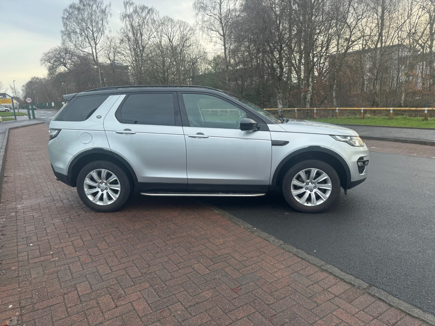Used Land Rover Discovery Sport 2015 for sale - 76980090: Photo 14