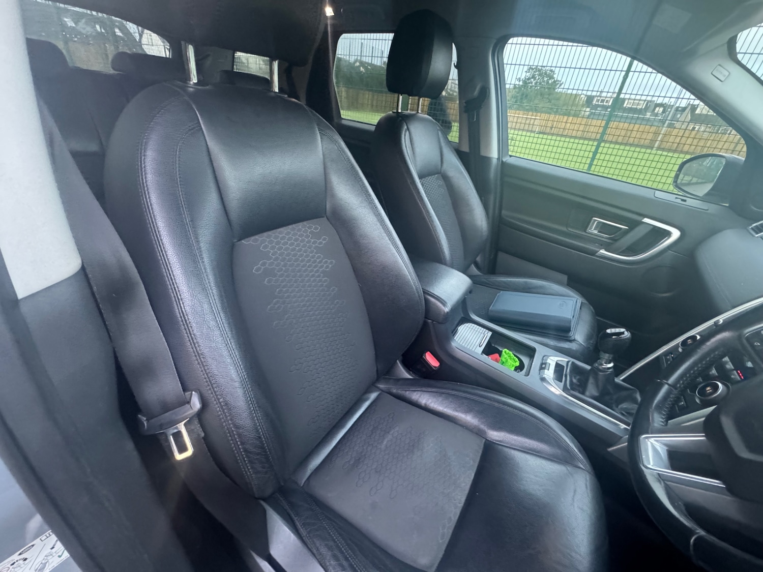 Used Land Rover Discovery Sport 2015 for sale - 76980090: Photo 17