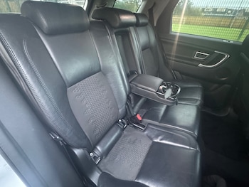 Used Land Rover Discovery Sport 2015 for sale - 76980090: Photo