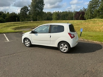 Used Renault Twingo 2013 for sale - 74890958: Photo