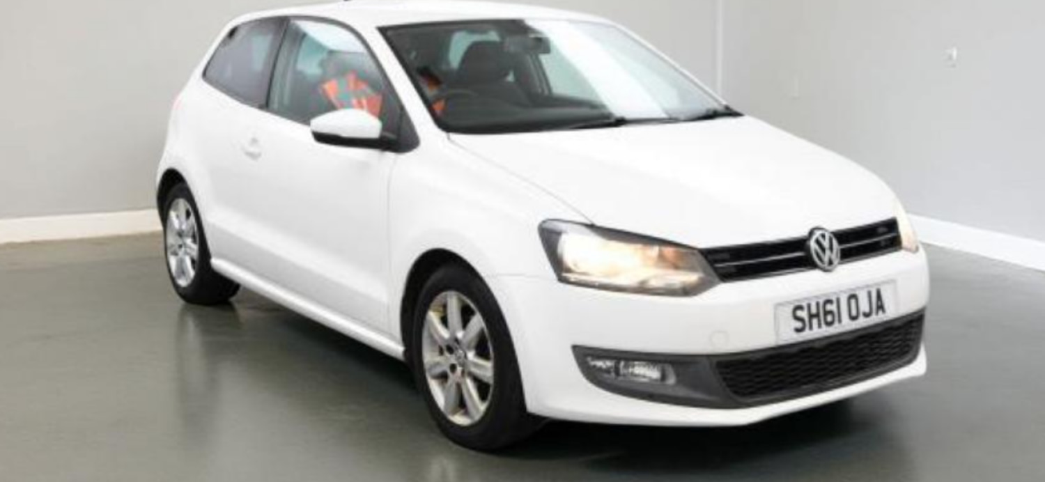 Used Volkswagen Polo 2011 for sale - 76766038: Photo 2