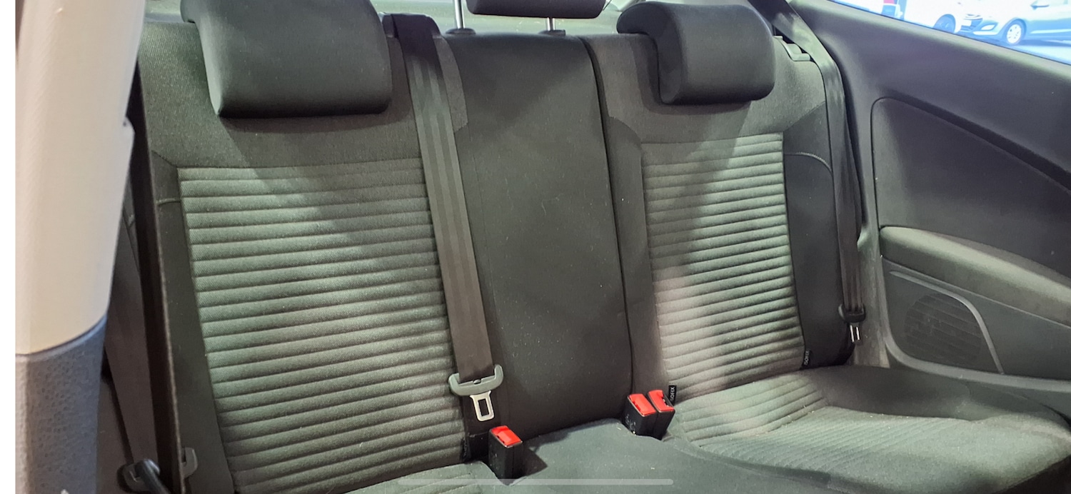 Used Volkswagen Polo 2011 for sale - 76766038: Photo 8