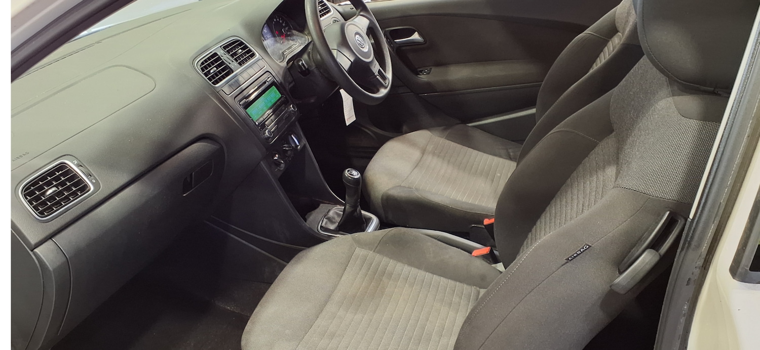 Used Volkswagen Polo 2011 for sale - 76766038: Photo 9