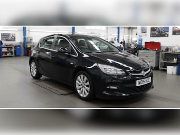 Vauxhall Astra feature image