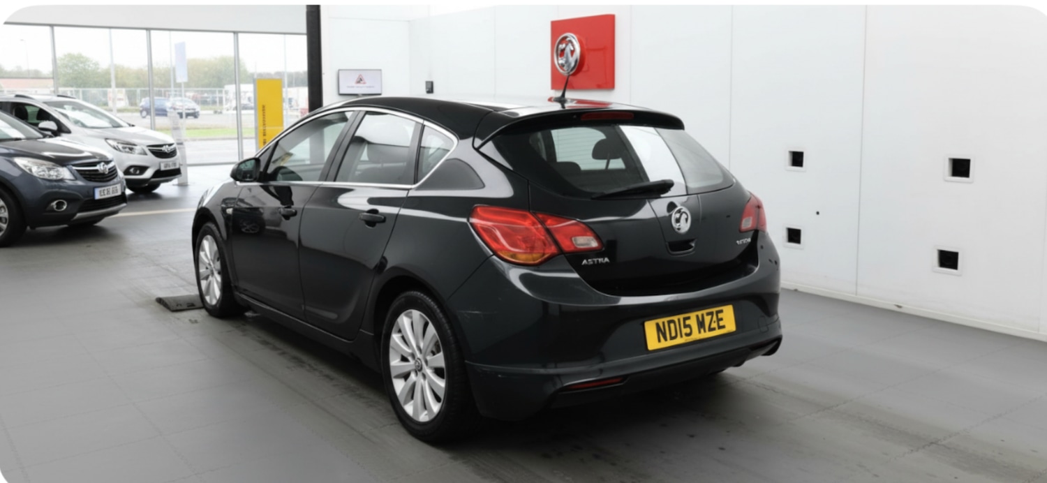 Used Vauxhall Astra 2015 for sale - 77409482: Photo 2