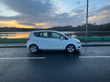 Used Vauxhall Meriva 2015 for sale - 77025234: Photo