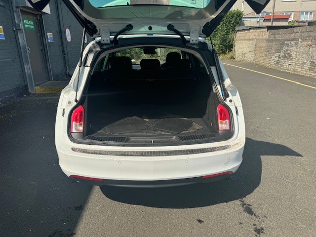 Used Vauxhall Insignia 2014 for sale - 75568782: Photo 10