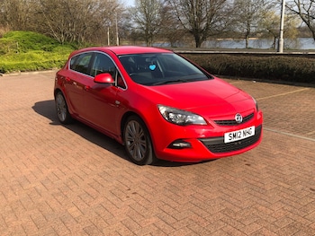 Vauxhall Astra feature image