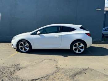 2013 (63) - 1.4T 16V 140 SRi 3dr