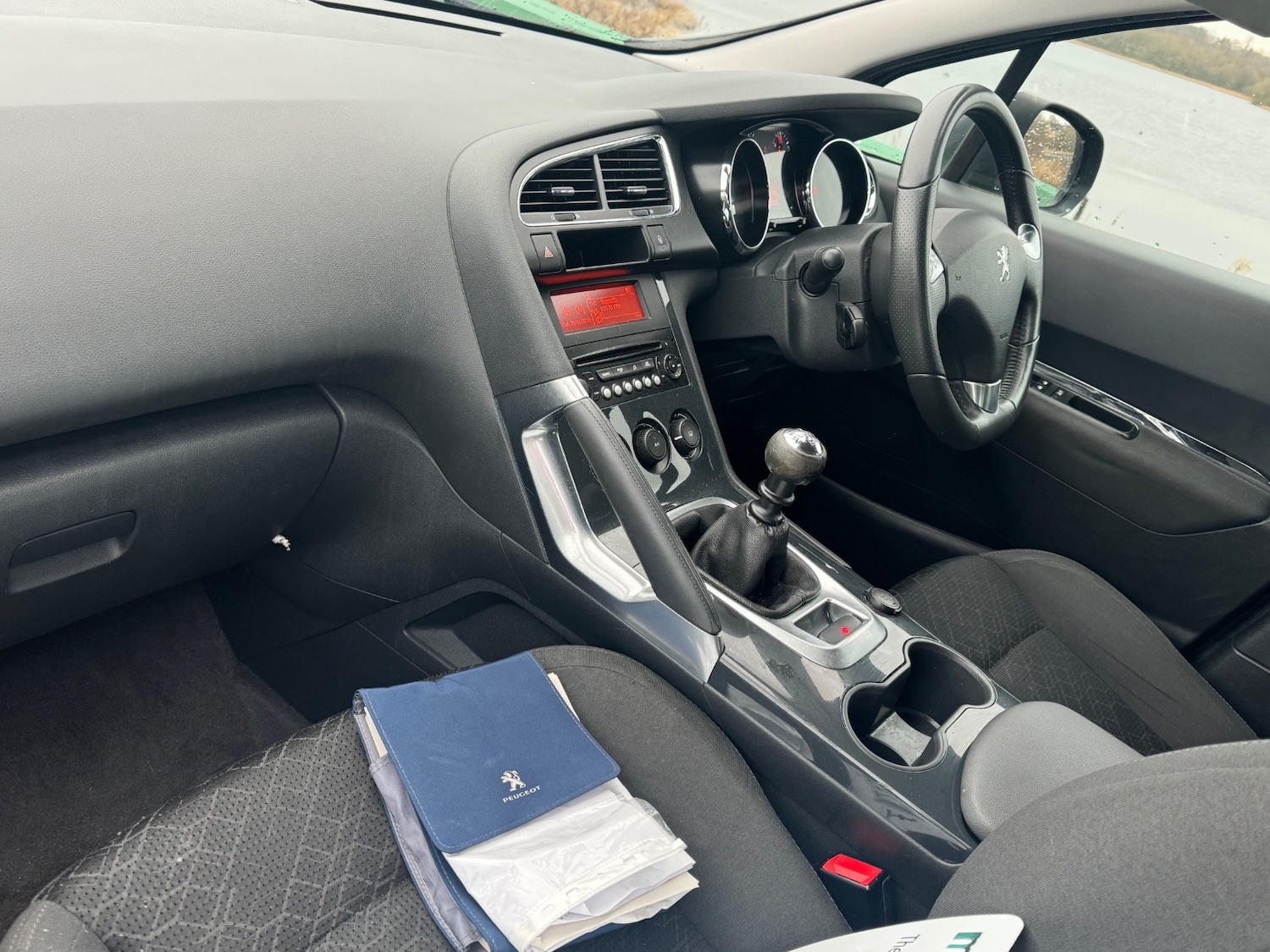 Used Peugeot 3008 2014 for sale - 77312404: Photo 4