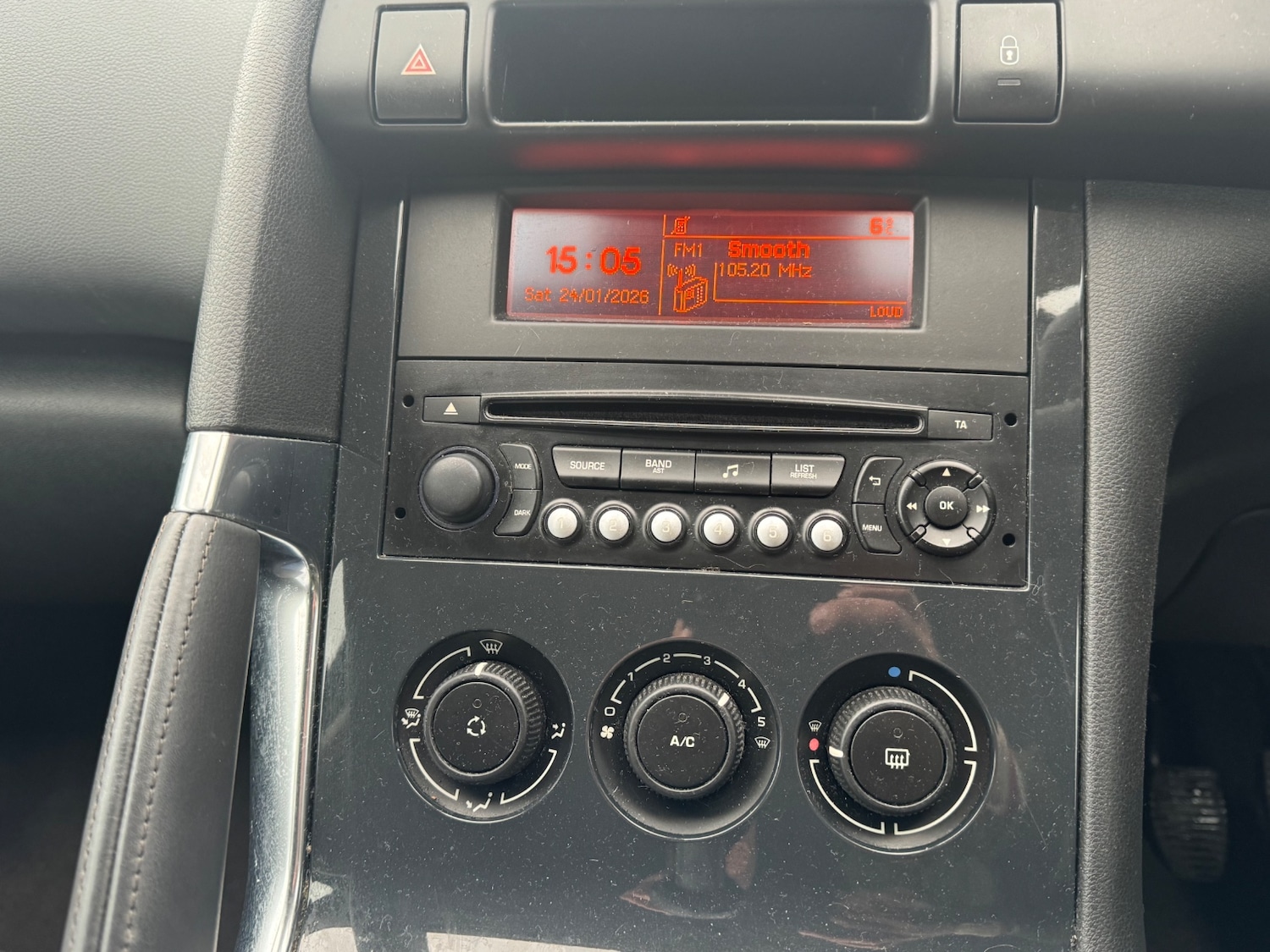 Used Peugeot 3008 2014 for sale - 77312404: Photo 6