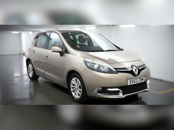 2013 (63) - 1.5 dCi Dynamique TomTom Energy 5dr [Start Stop]