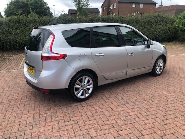 Used Renault Grand Scenic 2012 for sale - 75158040: Photo 12
