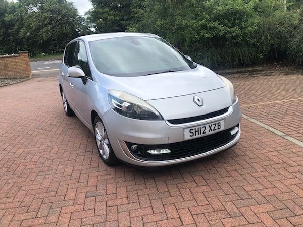 Used Renault Grand Scenic 2012 for sale - 75158040: Photo 9