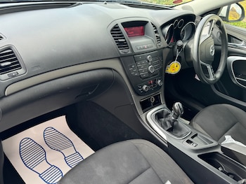 Used Vauxhall Insignia 2011 for sale - 76437203: Photo