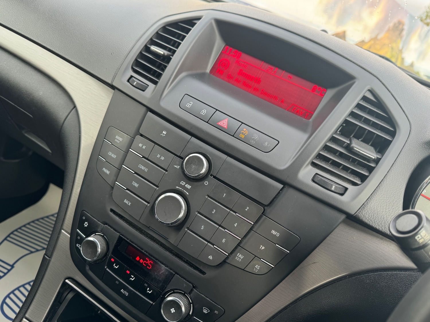 Used Vauxhall Insignia 2011 for sale - 76437203: Photo 7