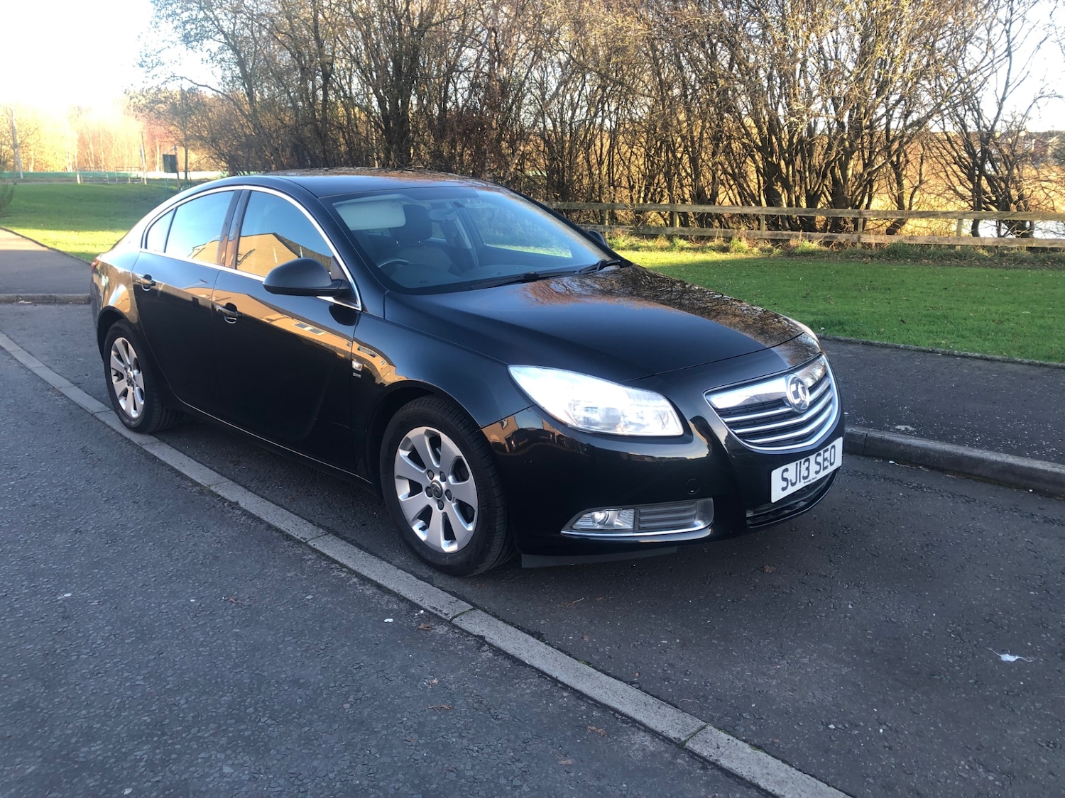 Used Vauxhall Insignia 2013 for sale - 76602751: Photo 2