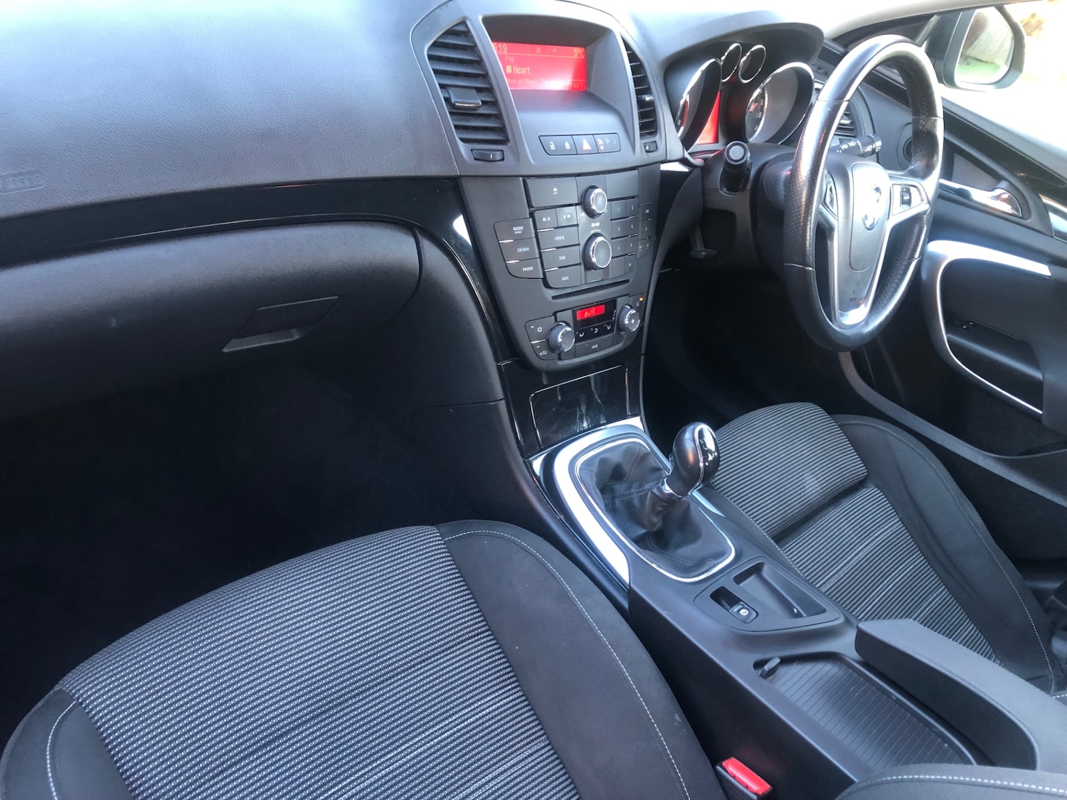 Used Vauxhall Insignia 2013 for sale - 76602751: Photo 3