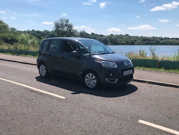 Used Citroen C3 Picasso 2012 for sale - 79216911: Photo