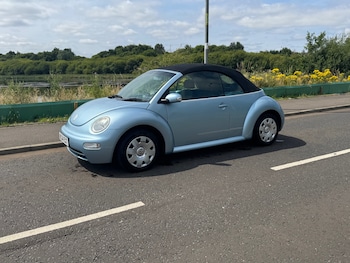 Used Volkswagen Beetle 2004 for sale - 79283262: Photo