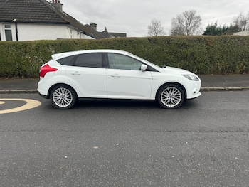 Used Ford Focus 2013 for sale - 76652839: Photo