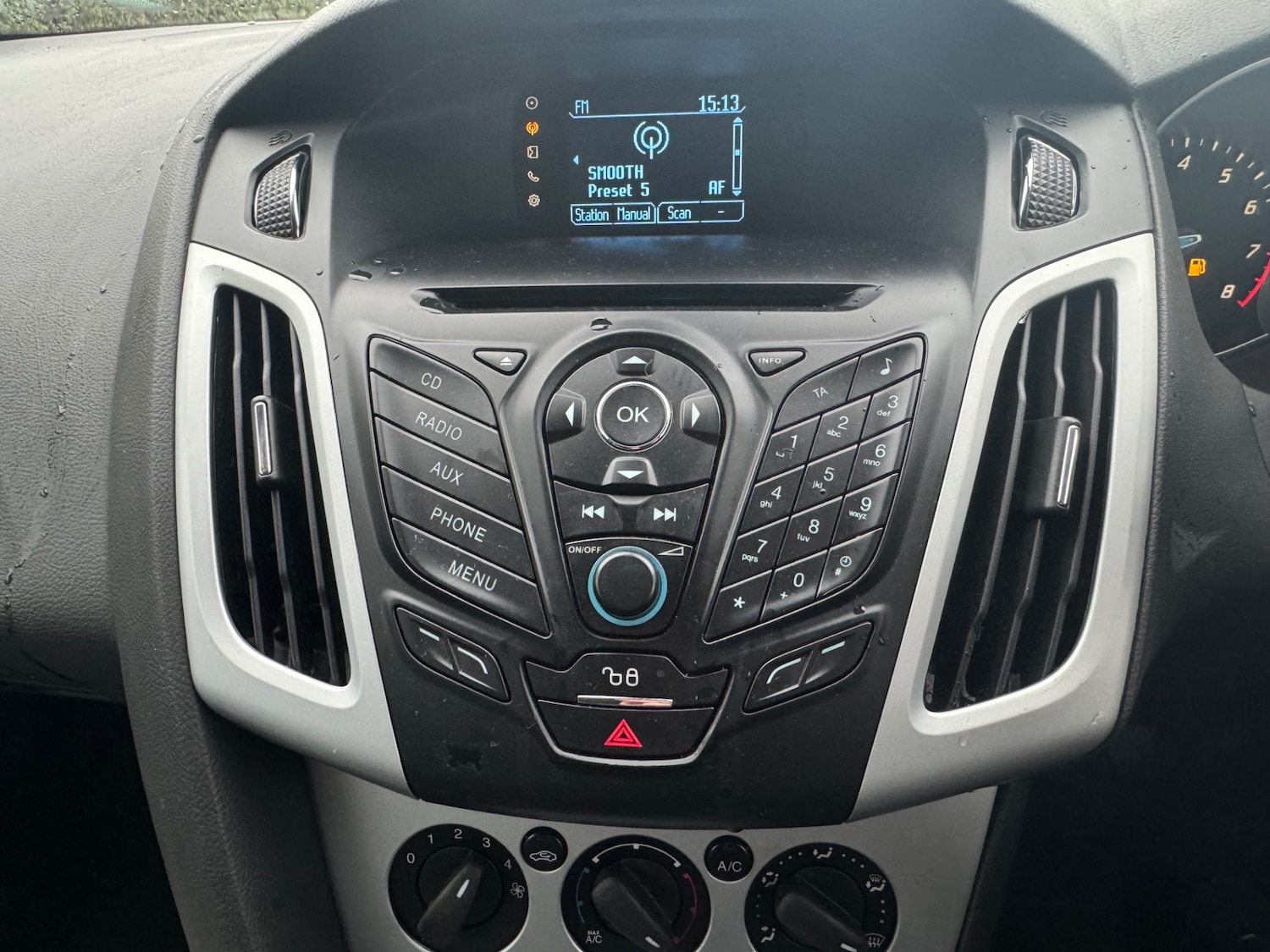 Used Ford Focus 2013 for sale - 76652839: Photo 5