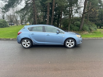 Used Vauxhall Astra 2010 for sale - 76817932: Photo