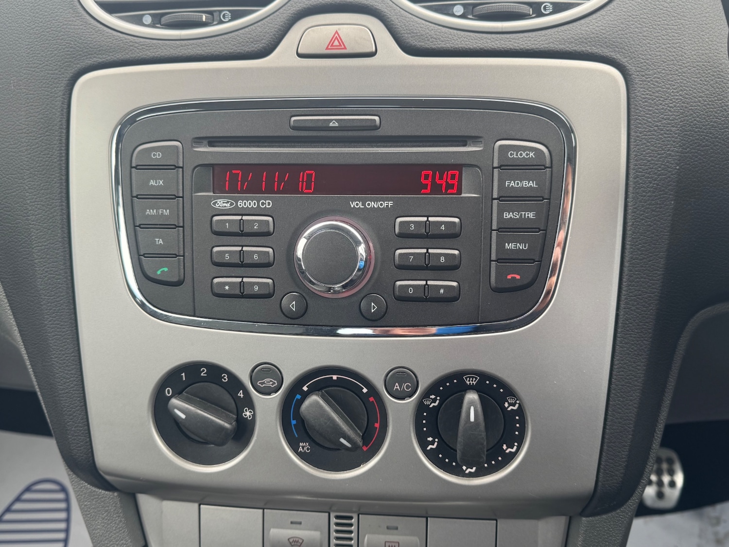 Used Ford Focus 2011 for sale - 78067858: Photo 8