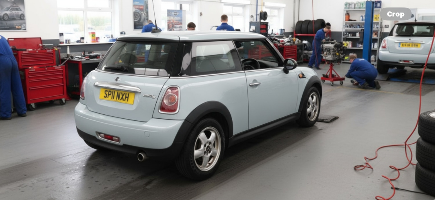 Used MINI Hatch 2011 for sale - 76439750: Photo 6