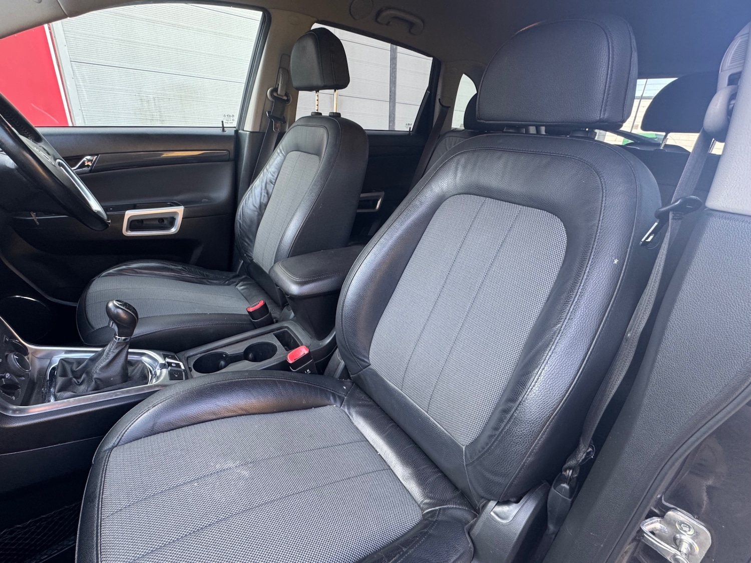 Used Vauxhall Antara 2013 for sale - 77947310: Photo 6