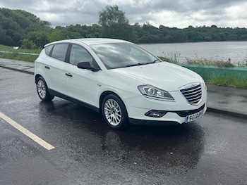 Used Chrysler Delta 2012 for sale - 78807013: Photo