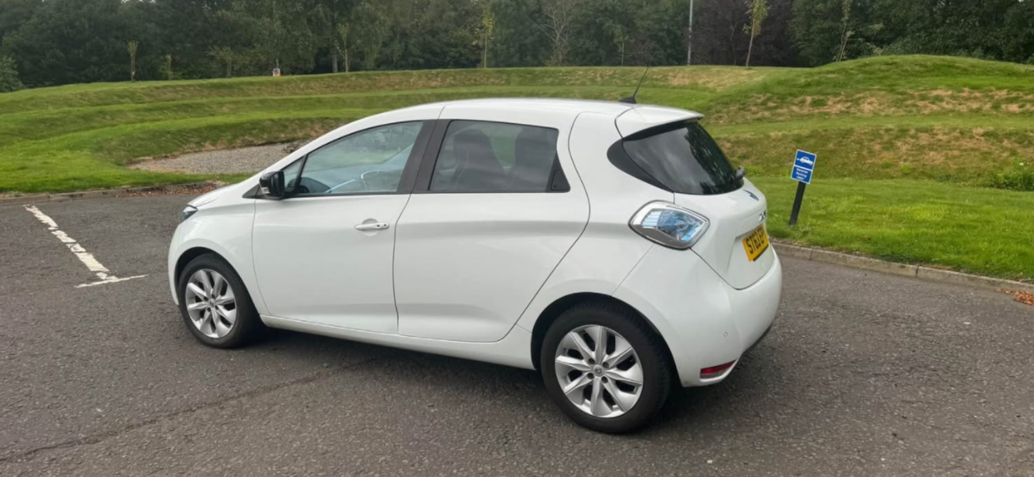 Used Renault Zoe 2013 for sale - 78097698: Photo 2