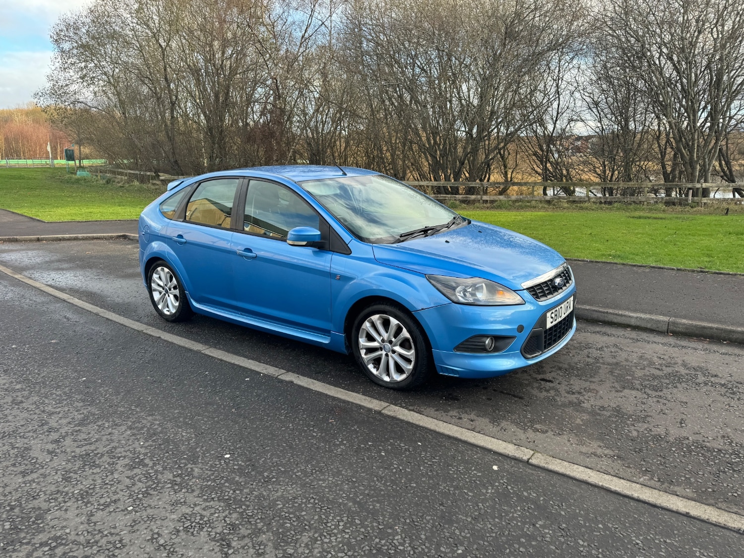 Used Ford Focus 2010 for sale - 76684044: Photo 1