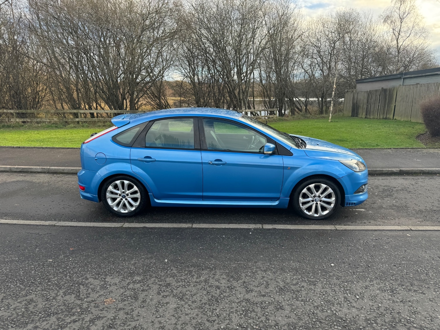 Used Ford Focus 2010 for sale - 76684044: Photo 12