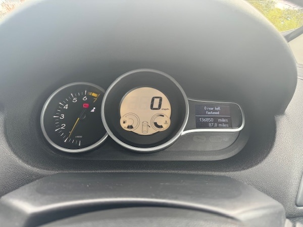 Used Renault Megane 2012 for sale - 76007373: Photo 5
