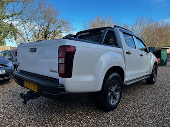 Used Isuzu D-Max 2015 for sale - 77215023: Photo
