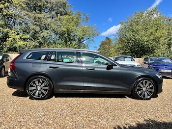 Used Volvo V60 2019 for sale - 79697844: Photo