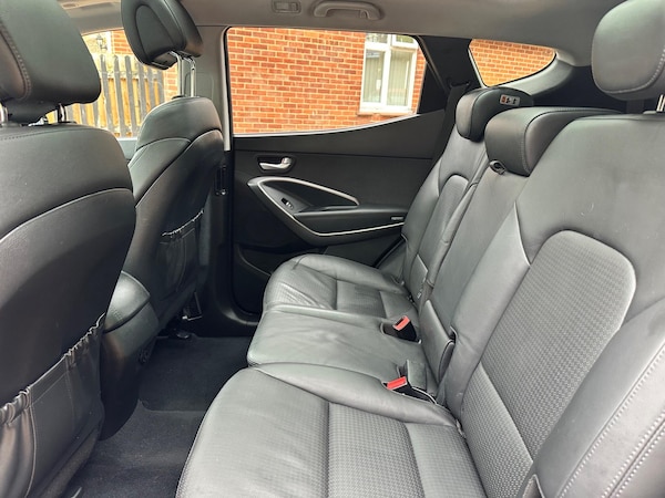 Used Hyundai Santa Fe 2014 for sale - 76284212: Photo 19