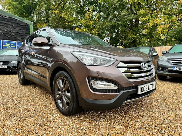 Used Hyundai Santa Fe 2014 for sale - 76284212: Photo 2